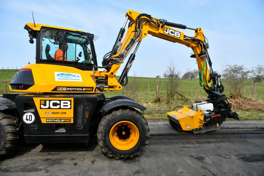 8分鐘修復(fù)1個(gè)坑！成本減半！JCB公路維護(hù)新品PotholePro